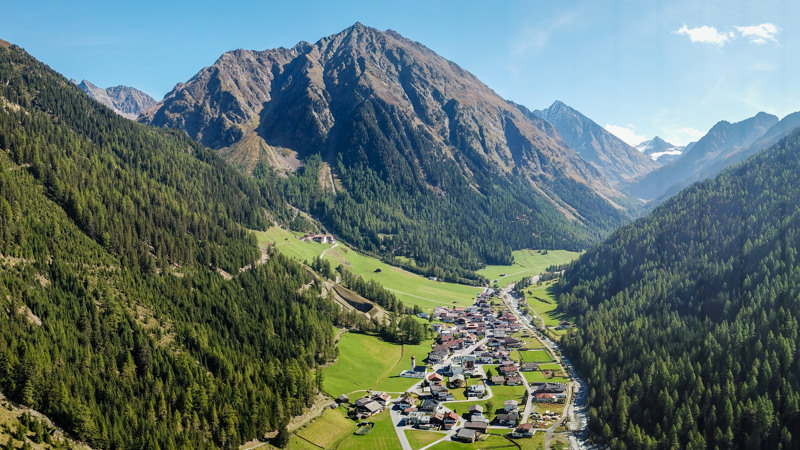 FIRST MOUNTAIN HOTEL OTZTAL