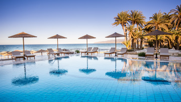 ZEPHYROS BEACH BOUTIQUE HOTEL