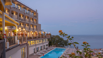 HOTEL ANTARES