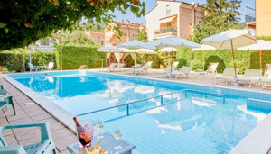 RESIDENCE HOLIDAYS immagine generale