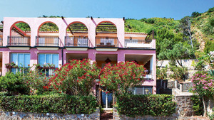 VILLA RIDENTE RESORT immagine n.2