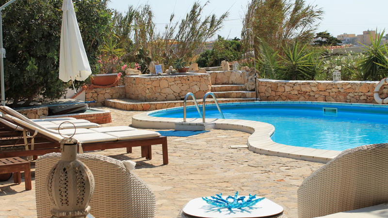 LUAGOS CLUB HOTEL