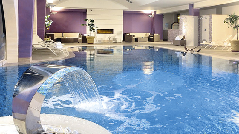 YES HOTEL TOURING