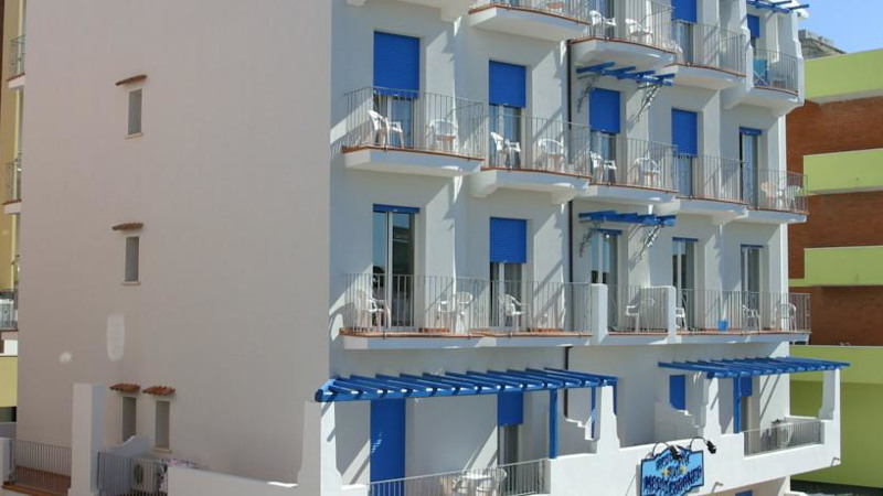 RESIDENCE MEDITERRANEO