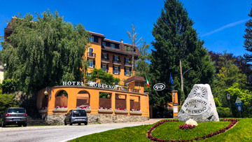 HOTEL MODERNO