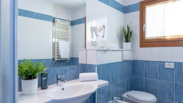 HOTEL CANOVA SPORT & RELAX immagine n.6
