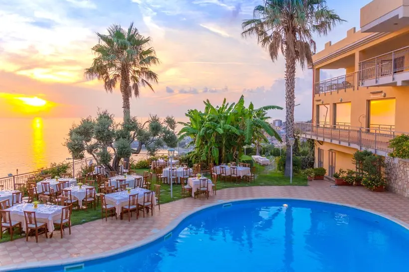 NETTUNO PALACE HOTEL