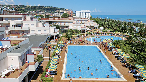 RESIDENCE CLUB HOTEL LE TERRAZZE immagine generale
