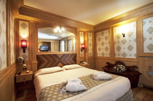 HOTEL CRISTAL PALACE immagine n.2