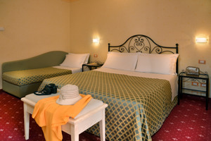 HOTEL AURORA immagine n.2