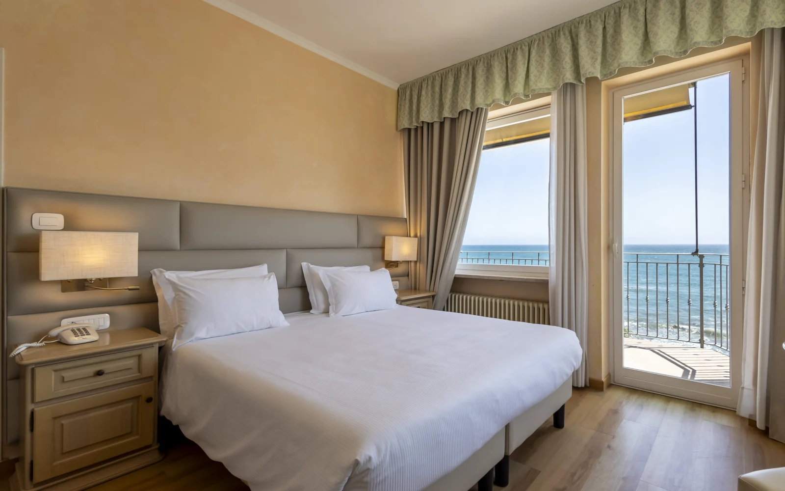 B&B DIANO MARINA PALACE immagine n.2