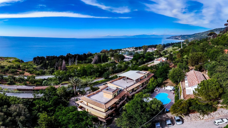 CANNAMELE ESCAPE RESORT