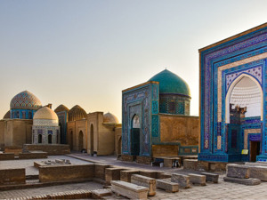 TOUR LA VIA DELLA SETA E DESERTO UZBEKO immagine n.2