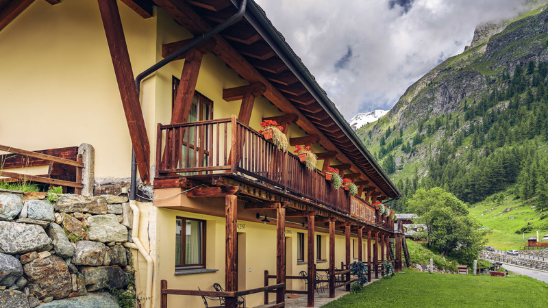 CHALET DU LYS HOTEL & SPA