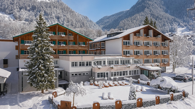 FIRST MOUNTAIN HOTEL MONTAFON