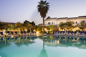 VILLAGGIO SPIAGGE ROSSE immagine n.2