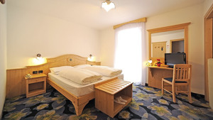 HOTEL TIROL immagine n.2