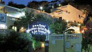 HOTEL GIARDINO DELLE NINFE E LA FENICE immagine n.2