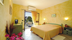 ALBERGO RESIDENZIALE CLUB GLI ONTANI immagine n.3