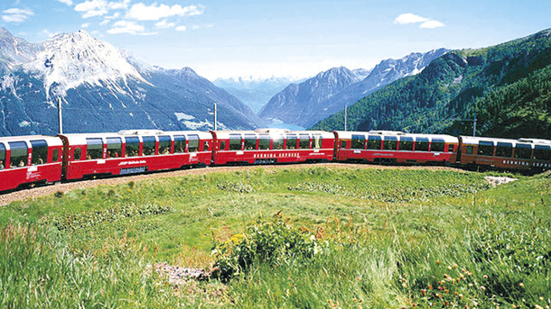 TOUR TRENINO ROSSO DEL BERNINA immagine generale