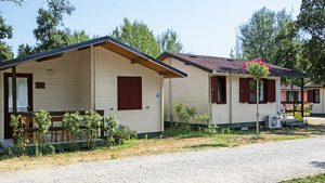 CAMPING VILLAGE PARADISO immagine n.2