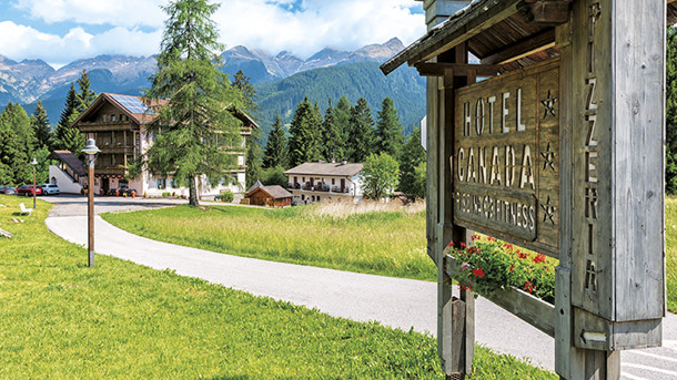 HOTEL CANADA immagine generale