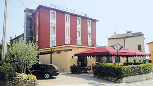 HOTEL PINAMONTE immagine n.2