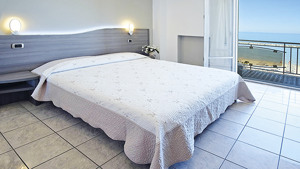 HOTEL LA PERLA immagine n.3