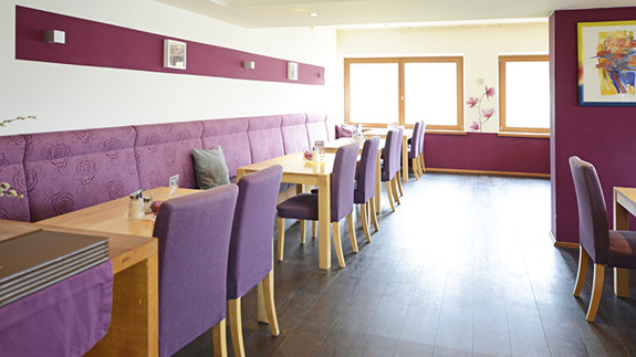 HOTEL GASTHOF ZILLERTALERHOF - Tirolo - Ried im Zillertal ...
