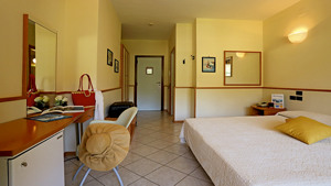 HOTEL DEGLI ULIVI - PUGNOCHIUSO RESORT immagine n.3