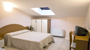 ALOHA PARK HOTEL immagine n.2