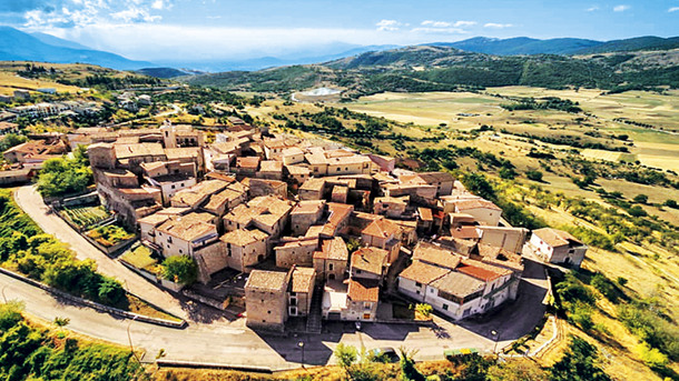 COLLIS PETRI RELAIS immagine generale