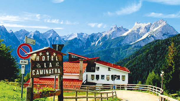HOTEL LA CAMINATHA immagine generale