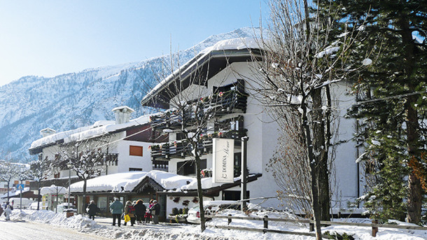 HOTEL LES JUMEAUX immagine generale