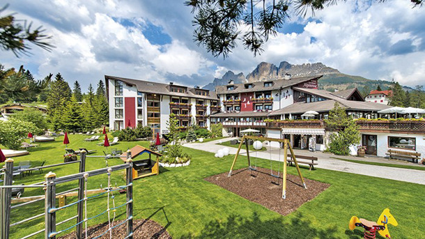 SPORTHOTEL ALPENROSE immagine generale