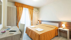 HOTEL COLUMBUS immagine n.2