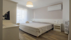 HOTEL CONTINENTAL immagine n.3