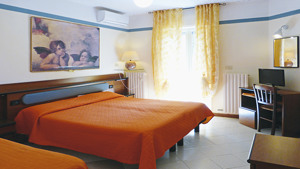 HOTEL BAIA DEL SORRISO immagine n.2