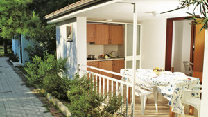 VILLAGGIO CAMPING LE DIOMEDEE immagine n.2