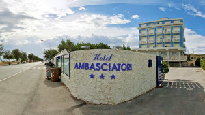 HOTEL AMBASCIATORI immagine n.2