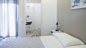 HOTEL SPRING immagine n.2
