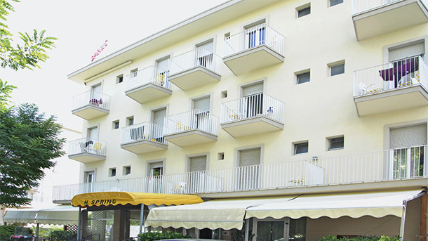 HOTEL SPRING immagine generale