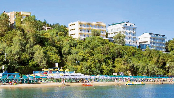 HOTEL CLUB immagine generale