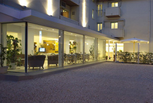 HOTEL NIVES - RICCIONE immagine n.3