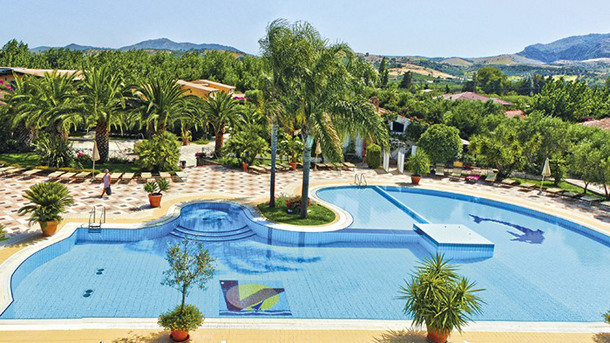 RESIDENCE VASCELLERO CLUB RESORT immagine generale