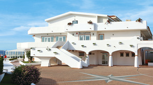 LA PLAGE VILLAGE CLUB immagine n.2