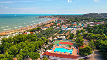 VILLAGGIO LE DIOMEDEE