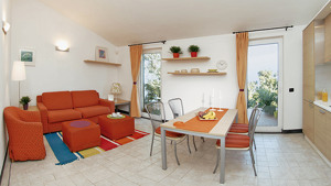 RESIDENCE VILLA BEUCA immagine n.3