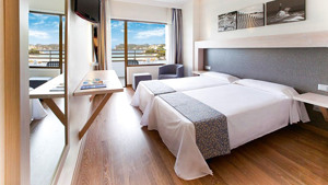 ORANGE CLUB BEVERLY PLAYA immagine n.3