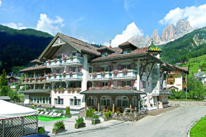 ROULETTE UNION HOTELS VAL DI FASSA 4 immagine n.2